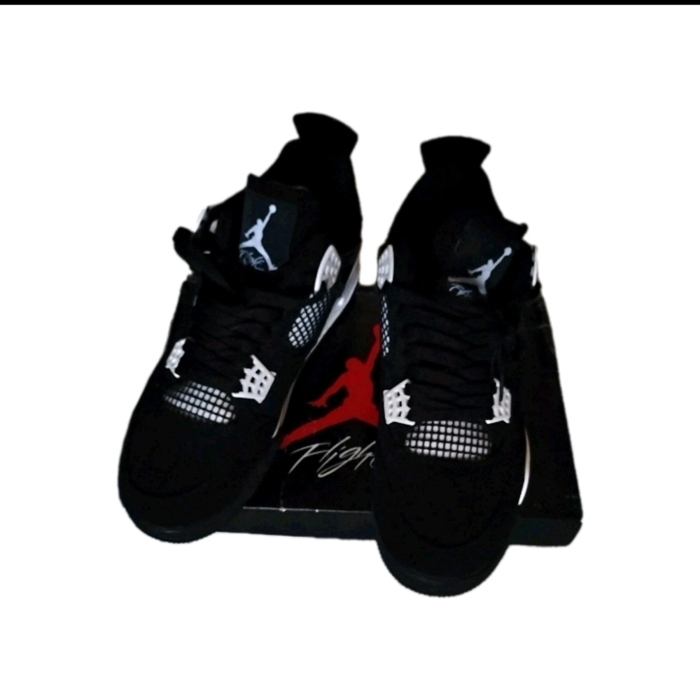 Nike Air Jordan Retro 4 High-Top Sneakers